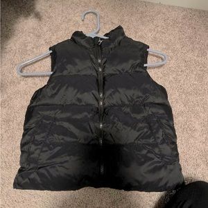Old Navy Black puffer vest